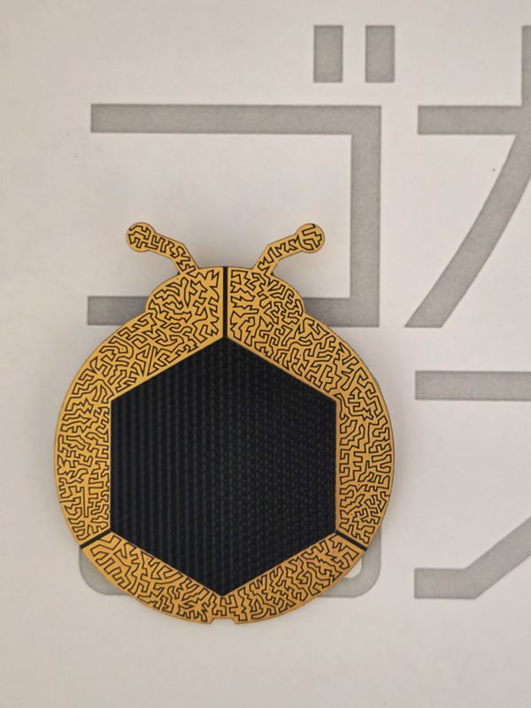 「Sonic Vibration 03」：光エネルギー駆動型シンセサイザー（バッテリーレス）