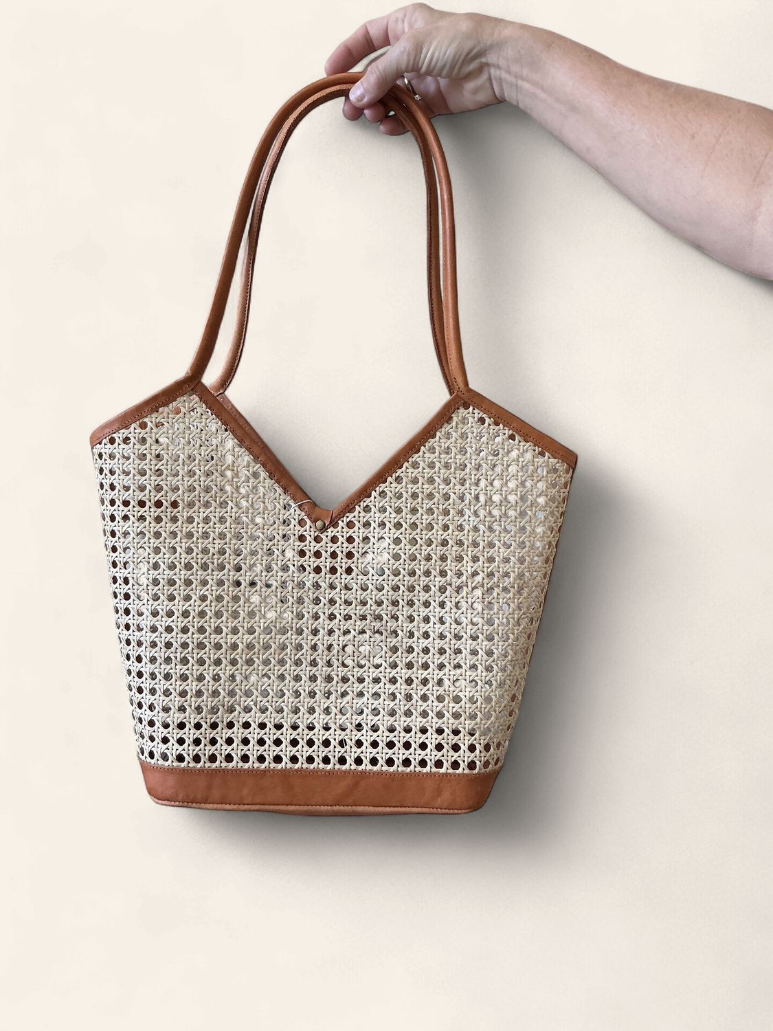 Tan| Rattan|Shoulder Bag|Kaja