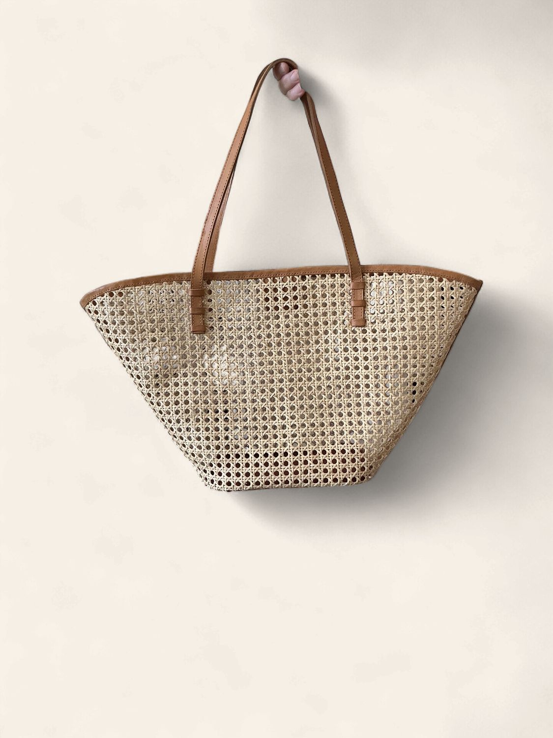 Tan|Rattan|Tote|Dini
