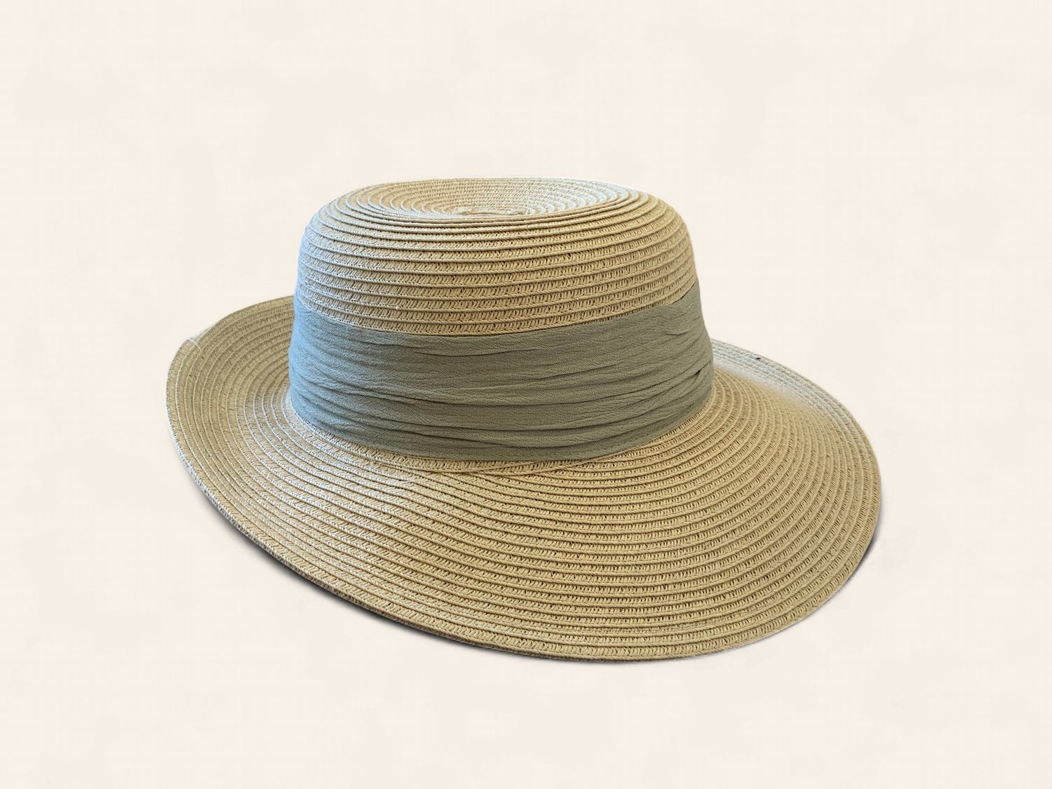Cloche W/Gauze Trim Band