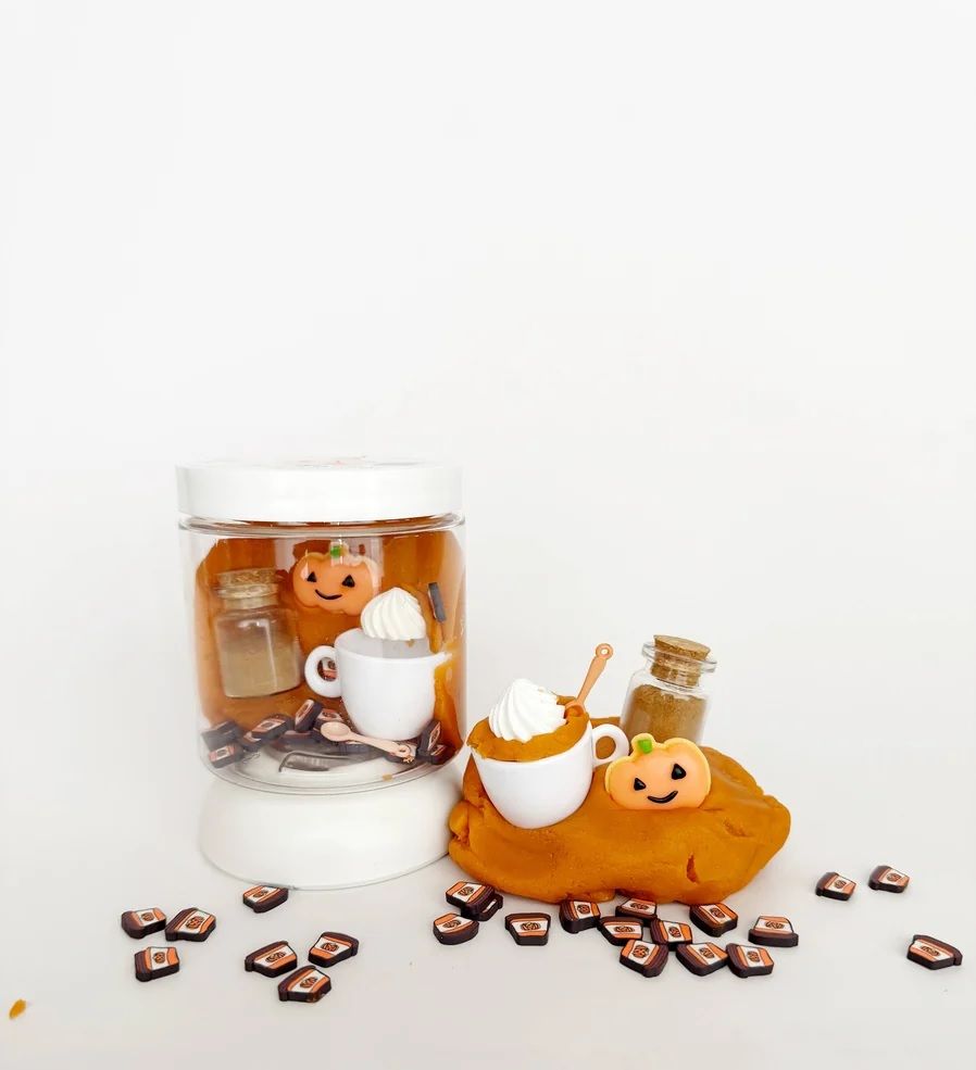 *D* PUMPKIN SPICE LATTE MINI JAR DOUGH TO GO