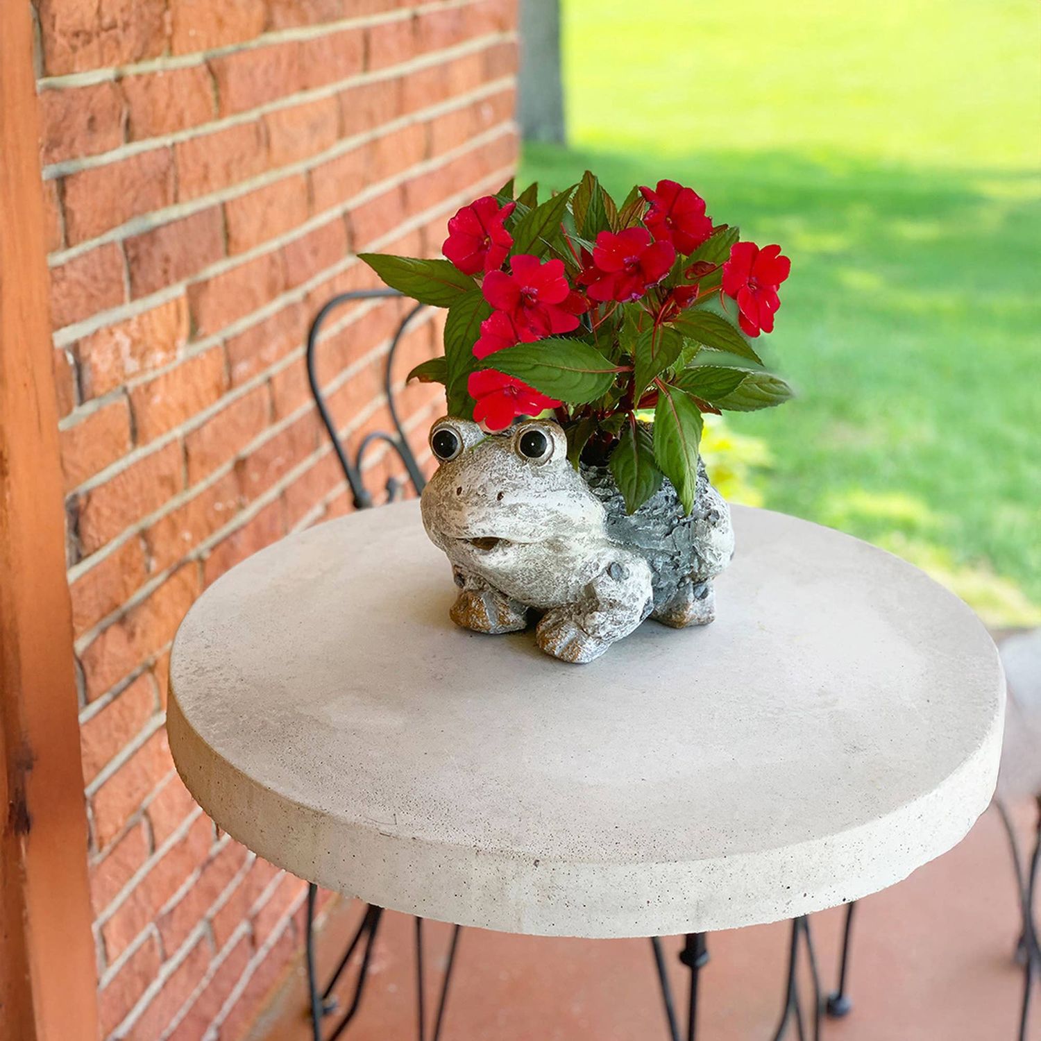 Mini Frog Planter Faux Wood Finish