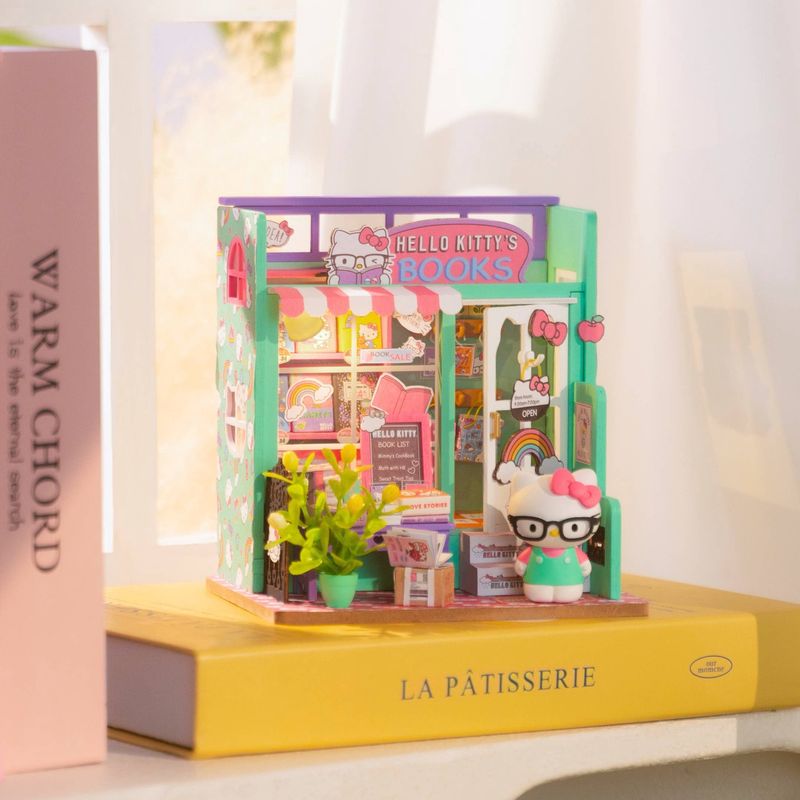 Hello Kitty® Bookstore Kit DIY Mini Kit