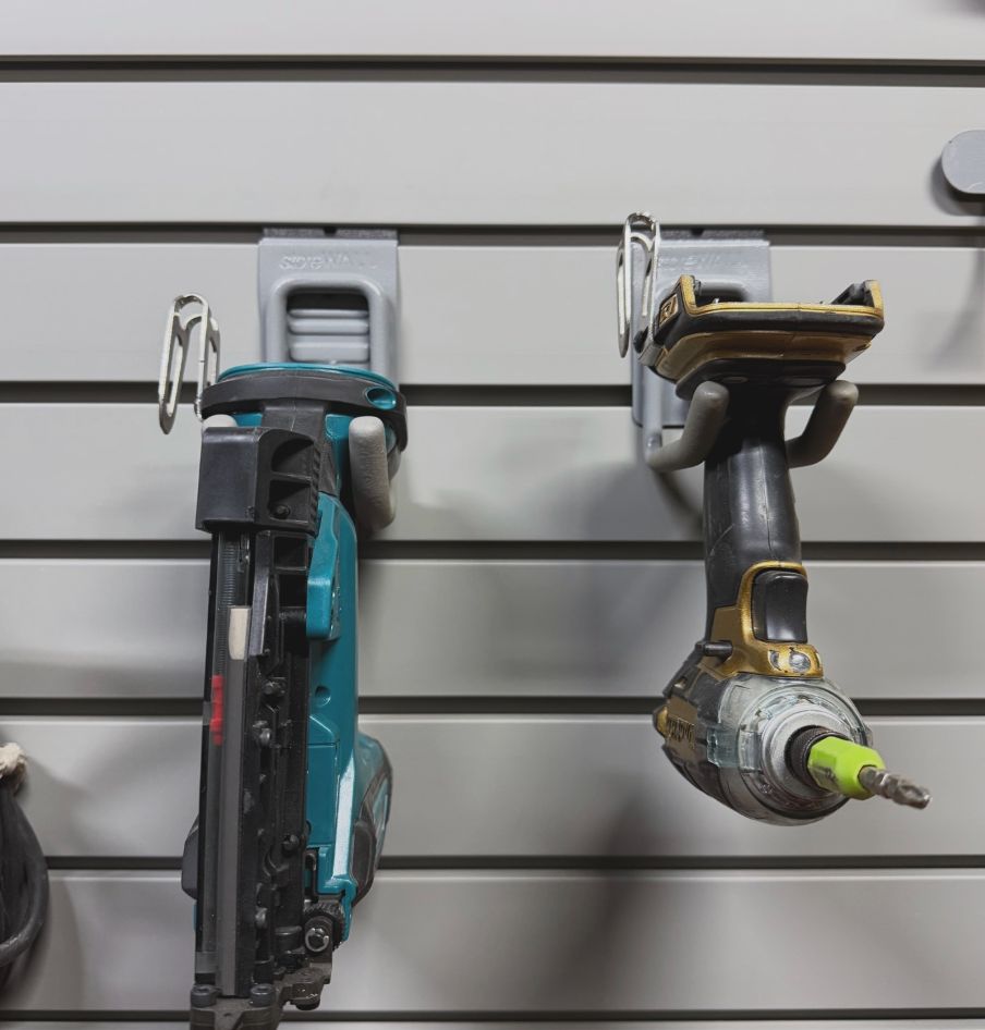 StoreWALL Universal Hook