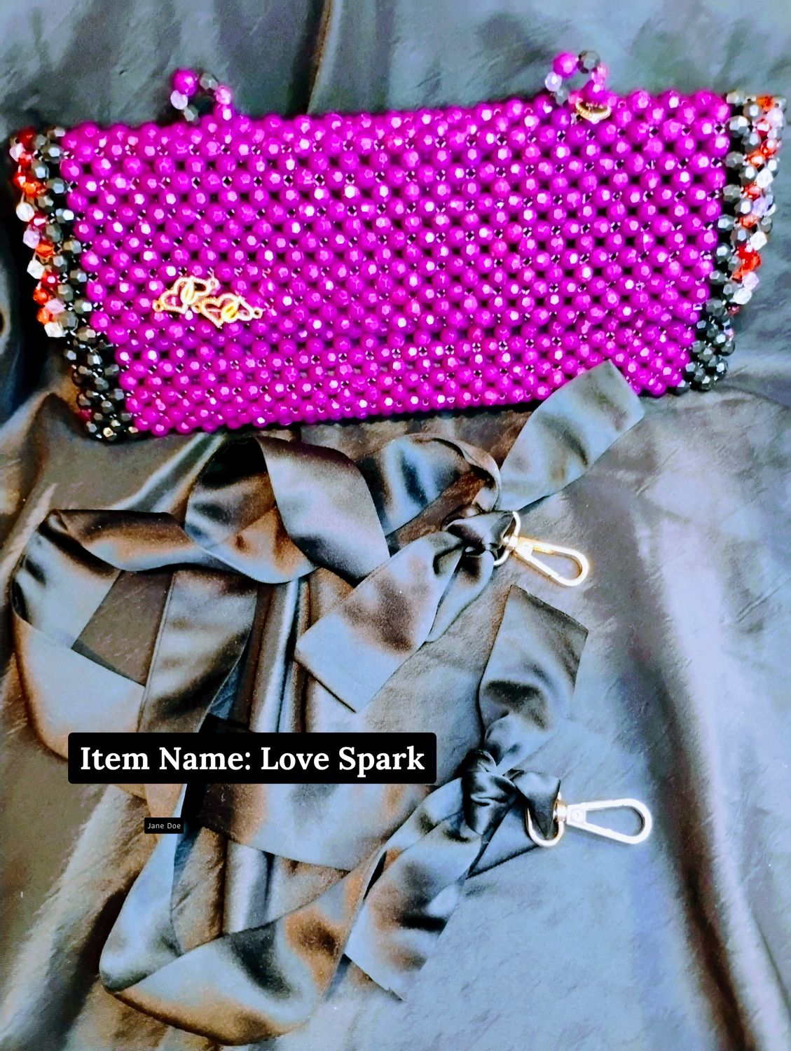Love Spark – Handcrafted Beaded Purse