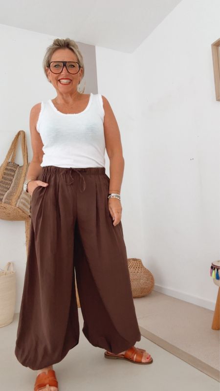Hannelore bruin Hannelore bruin