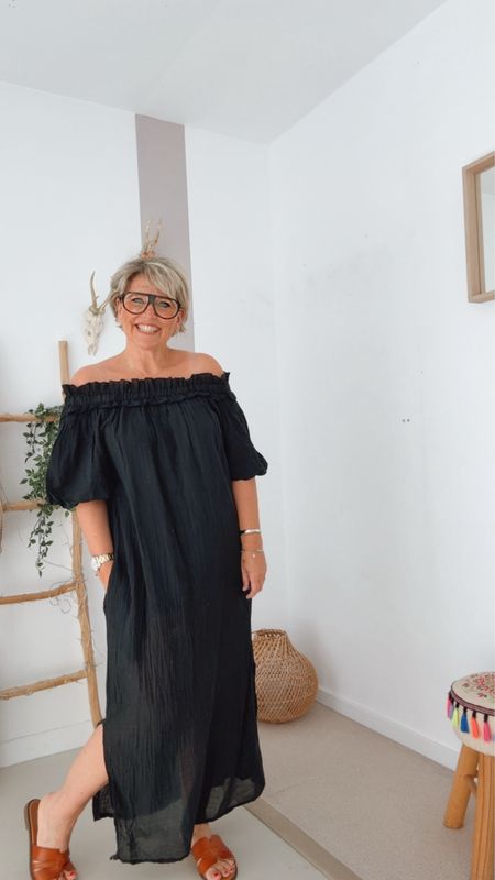 Ella zwart