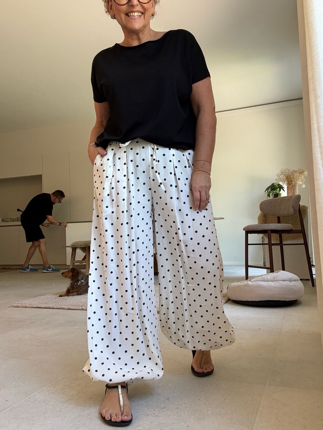Ariana dots Ariana dots
