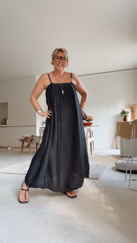 Camille zwart