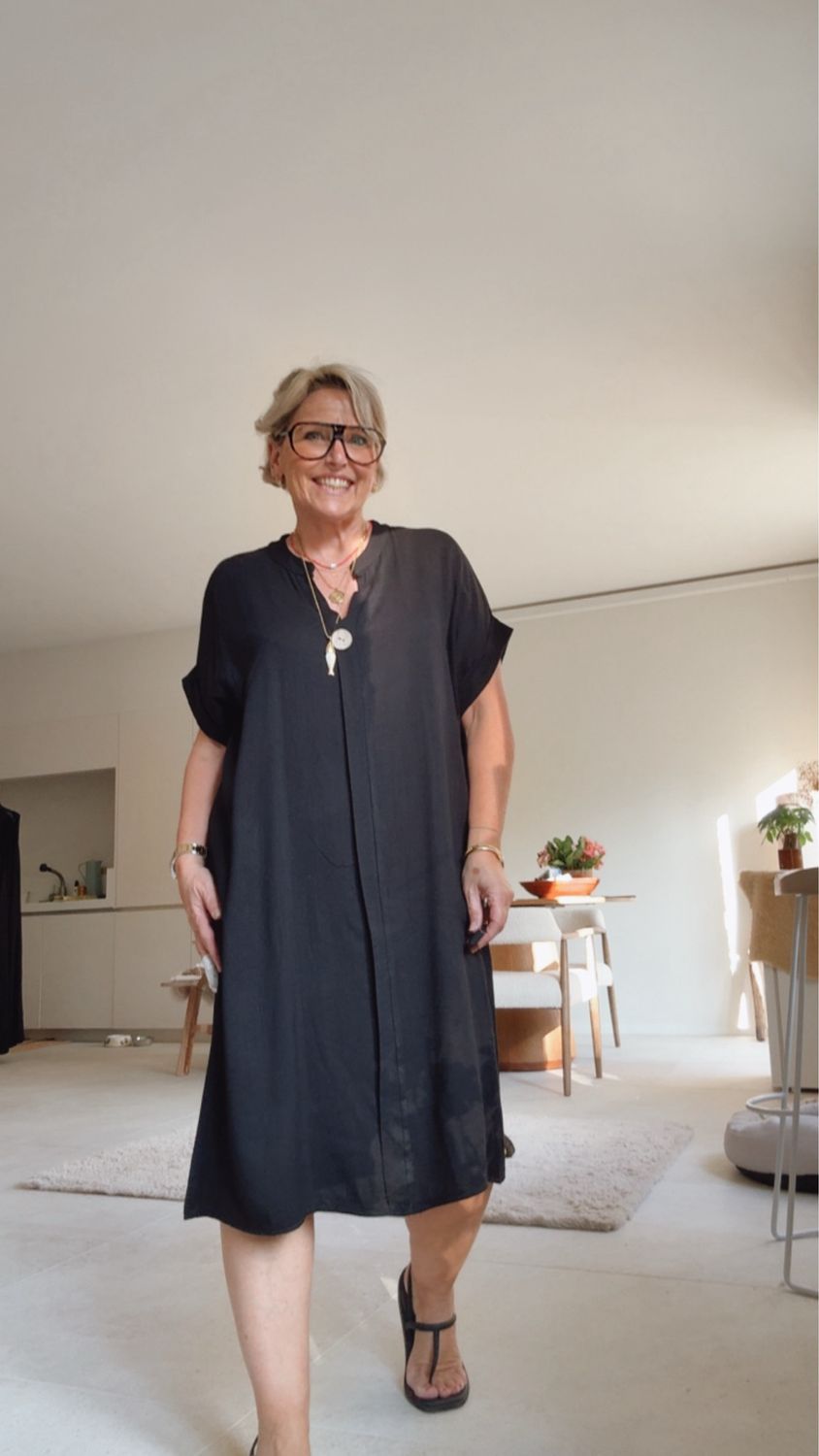 Isabella zwart