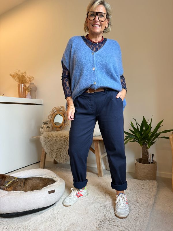 Angèle blauw