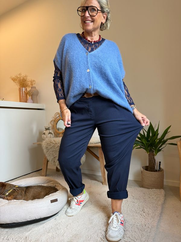 Angèle blauw