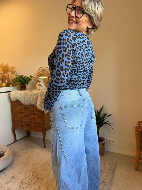 Maud kasjmier blauw zwart leopard