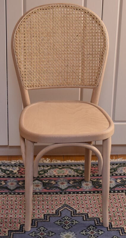 Chaise en hêtre brut numéro 28