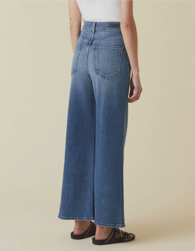 VIRGINIA WIDELEG ANKLE- HIGH RISE