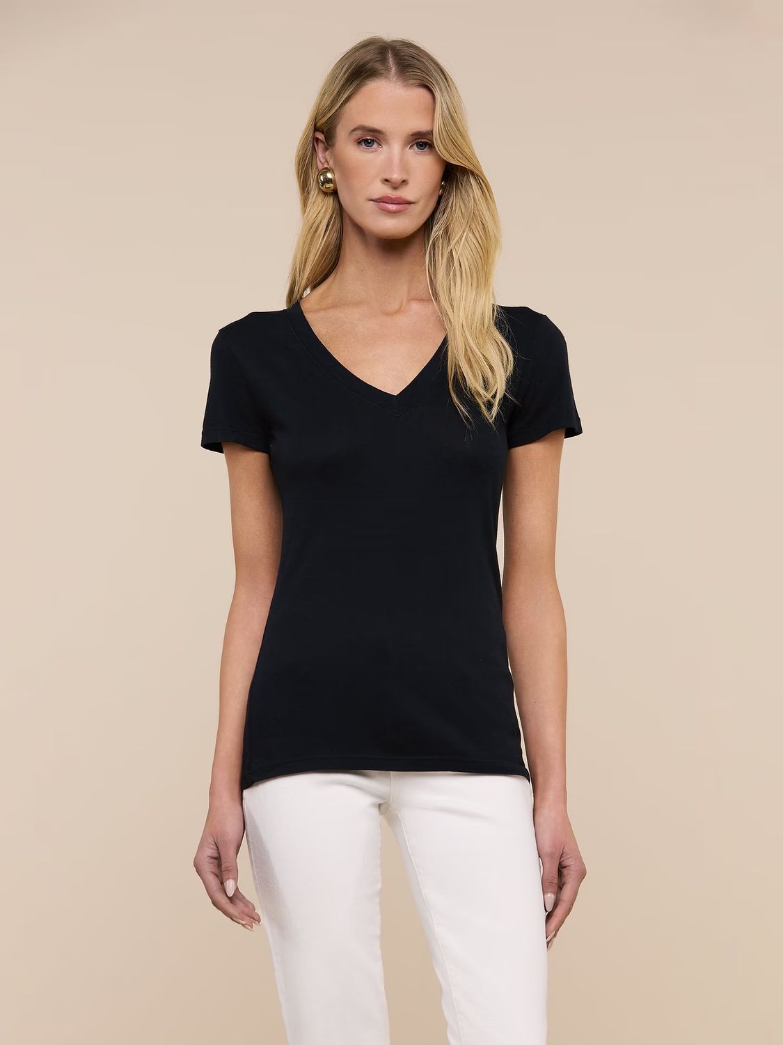 BECCA SHORT SLEEVE V-NECK TEE