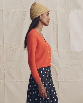THE CASHMERE TINY V NECK CARDIGAN