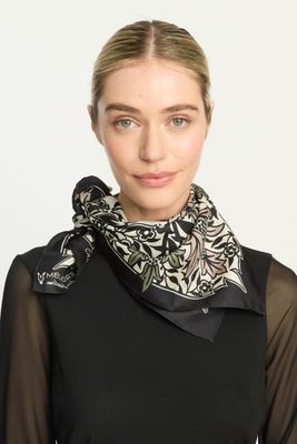 RENEE SCARF
