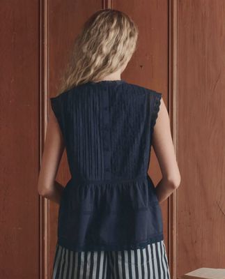 THE SONNET TOP
