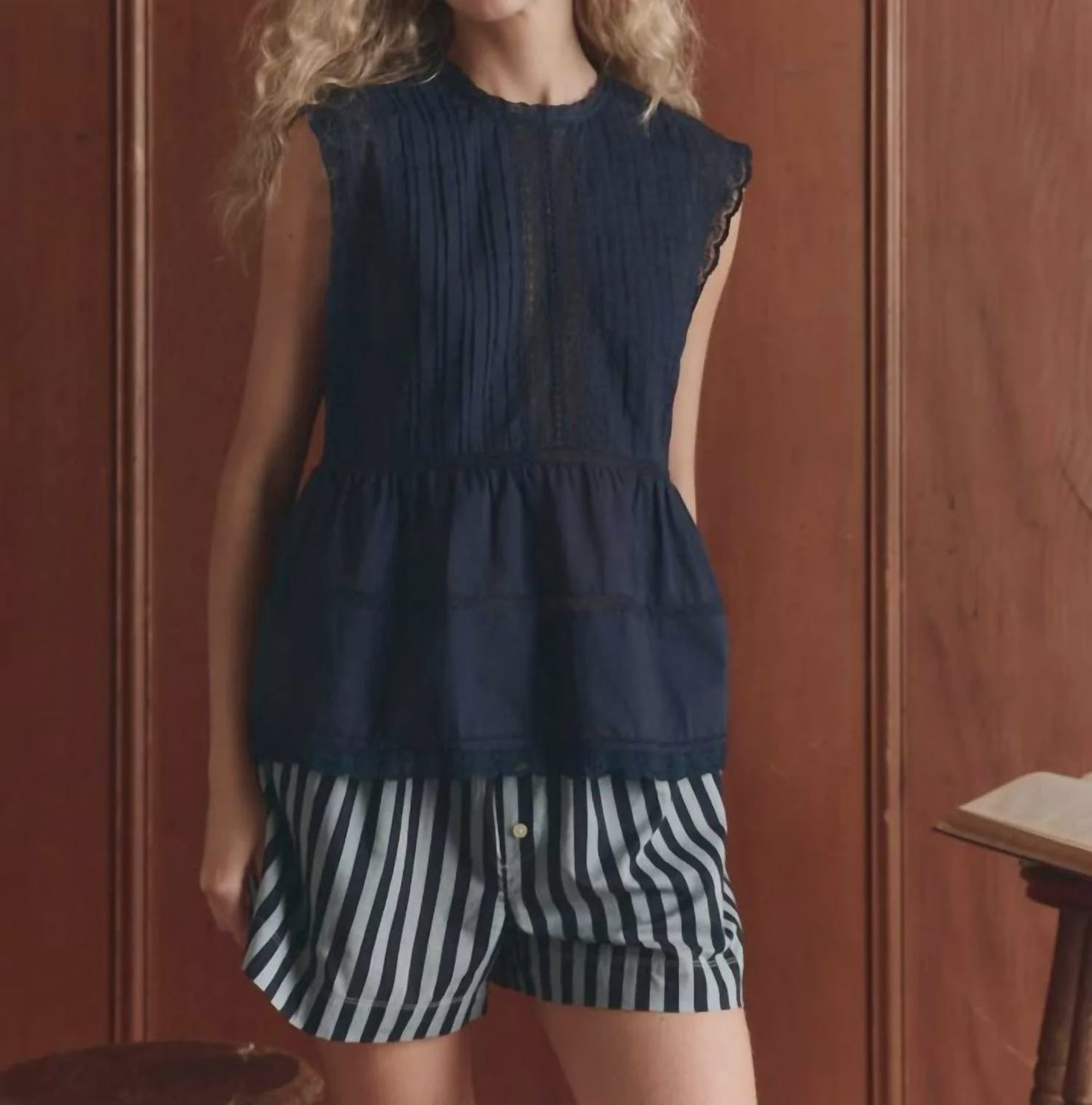 THE SONNET TOP