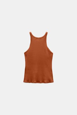 PURE SLEEKNESS TOP