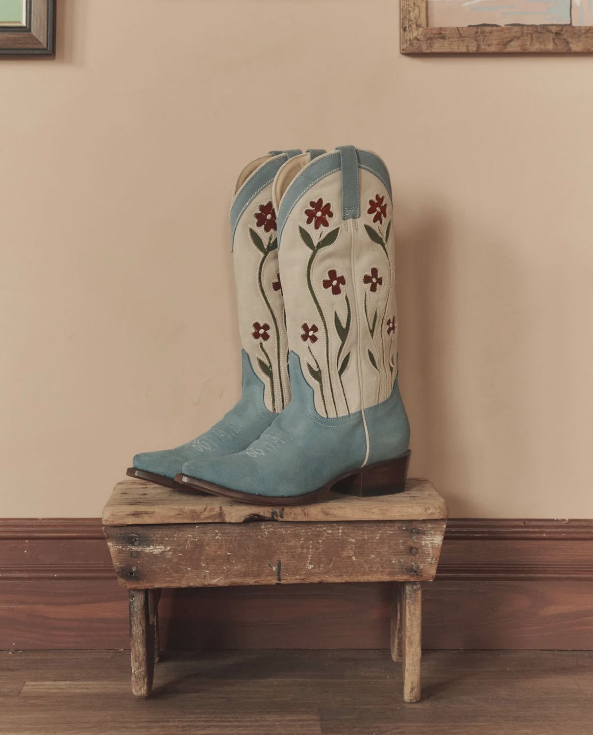 THE COWBOY BOOT (SUEDE FLORAL)