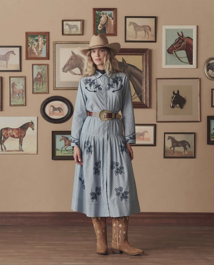 THE CHAMBRAY EMBROIDERED HIGHLAND SKIRT