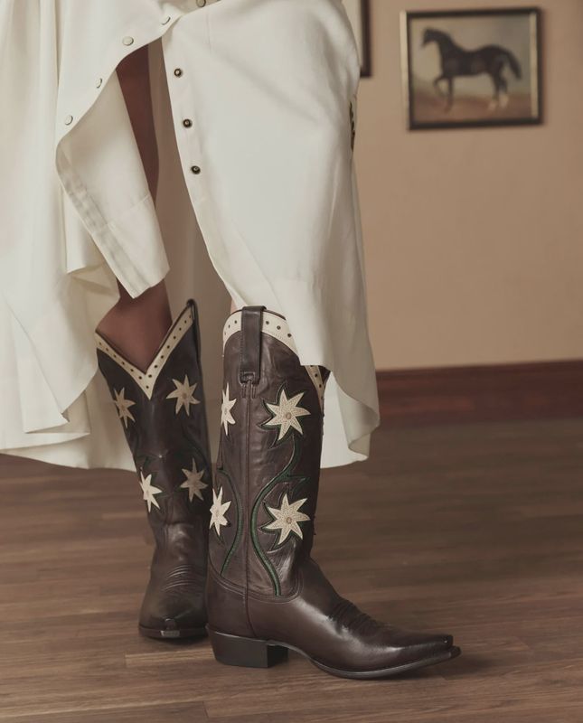 THE COWBOY BOOT (LEATHER FLORAL)