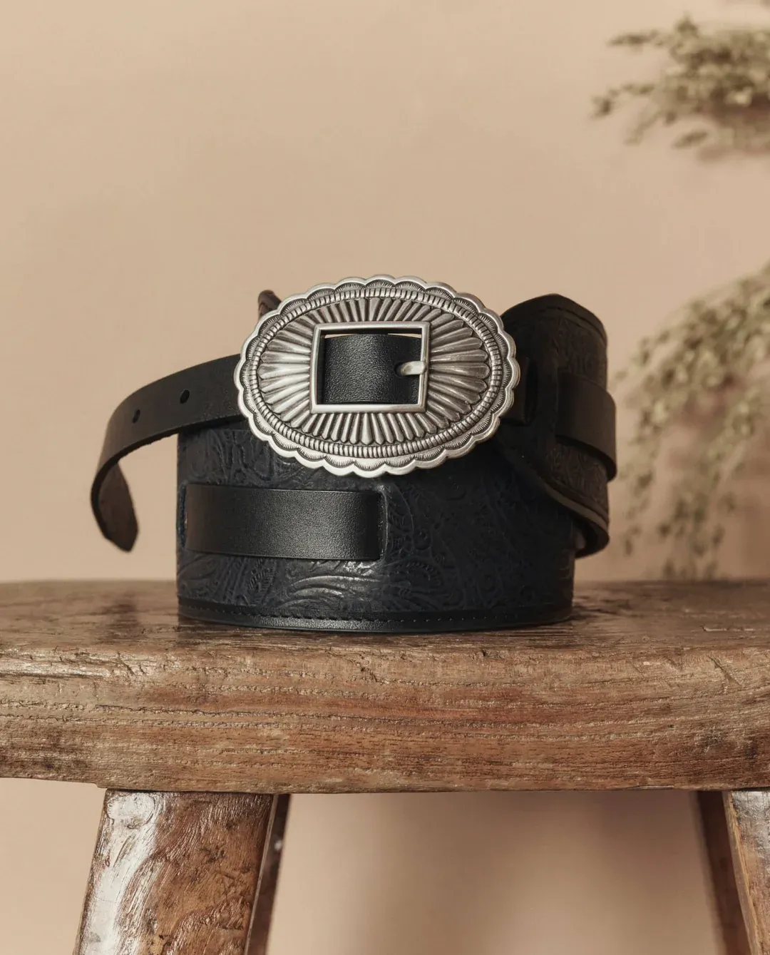 THE TOOLED WAIST BELT