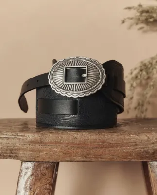 THE TOOLED WAIST BELT