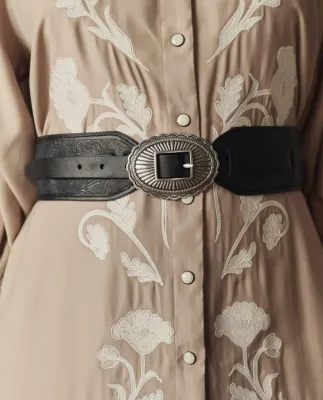 THE TOOLED WAIST BELT