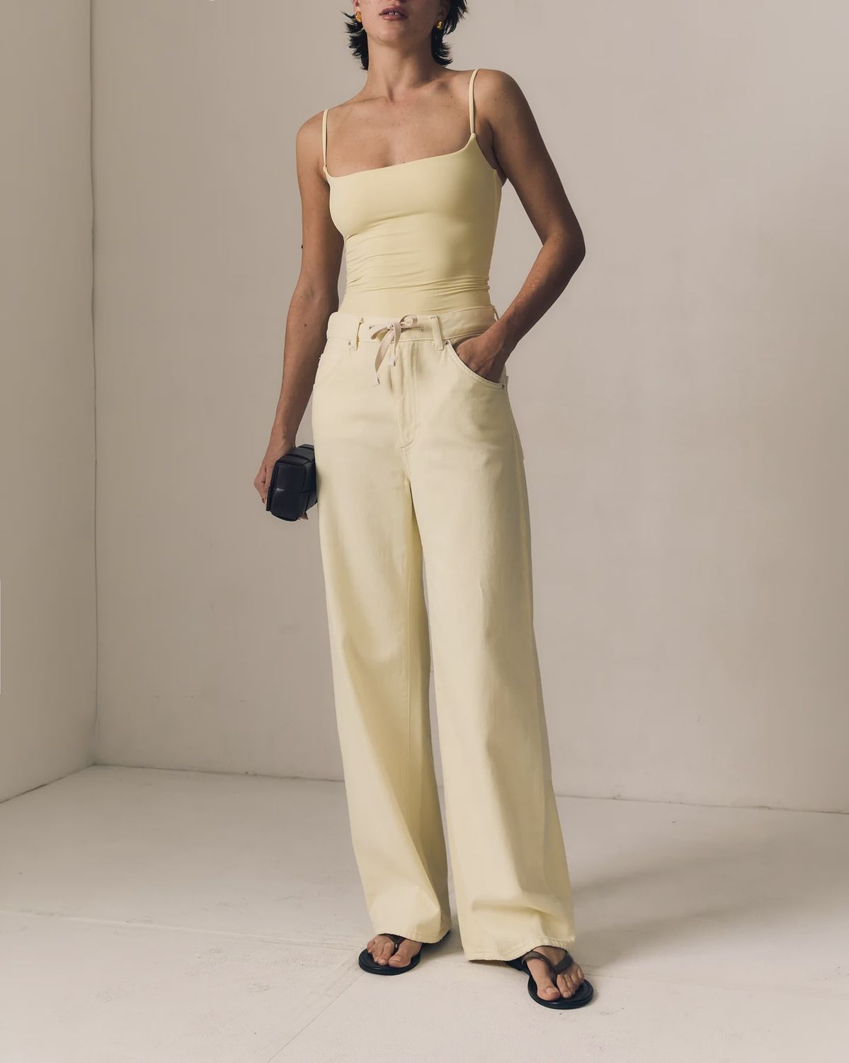 LUNA RELAXED HIGH RISE JEAN
