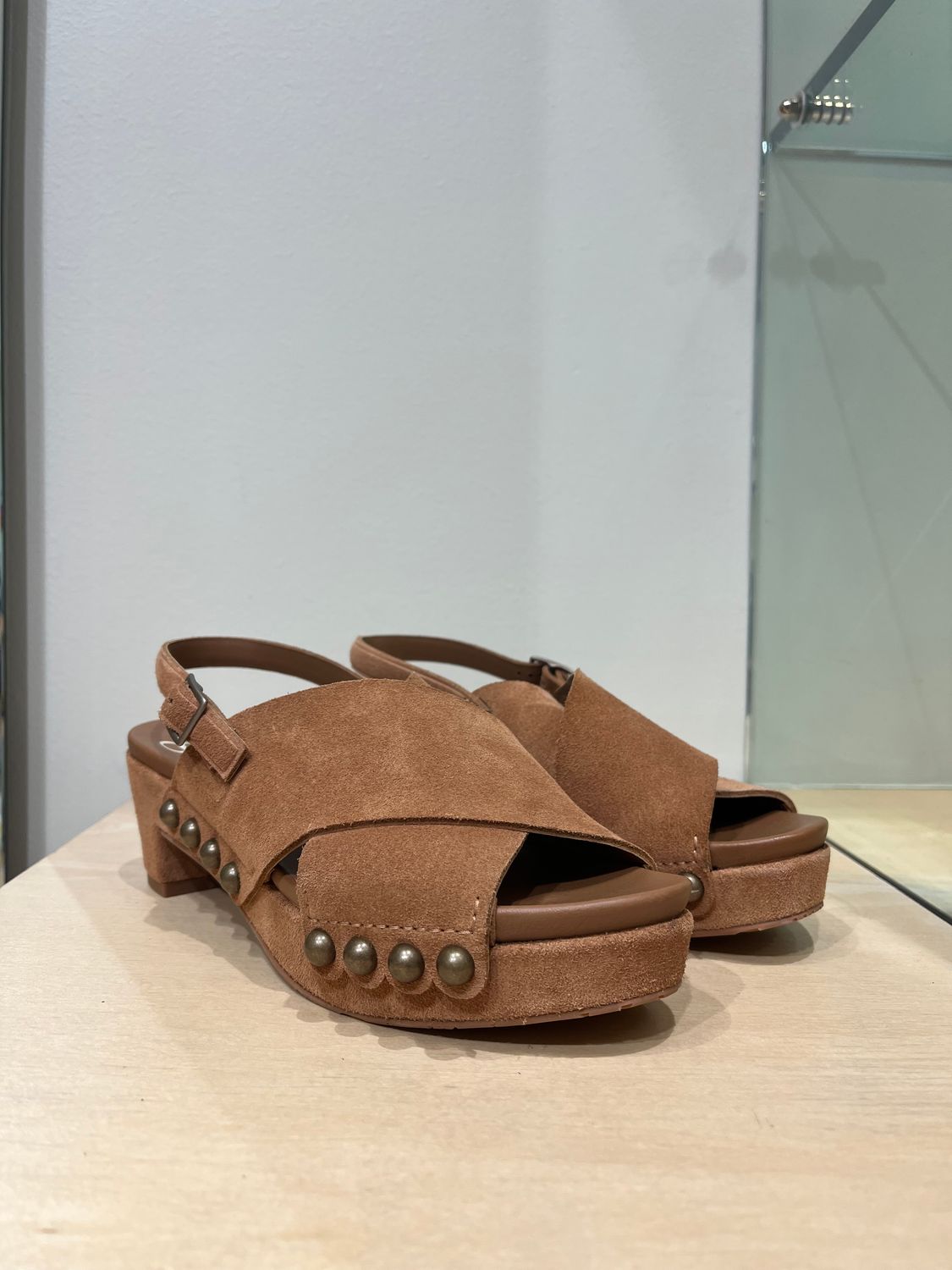 NEKANE CRISS CROSS MIDI CLOG