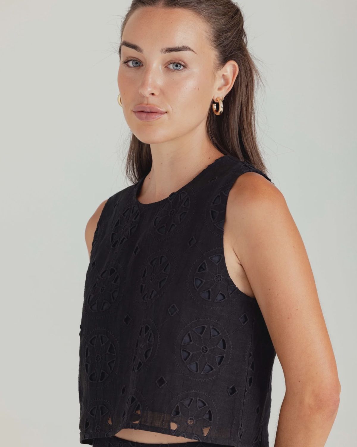 LINEN RAE TOP