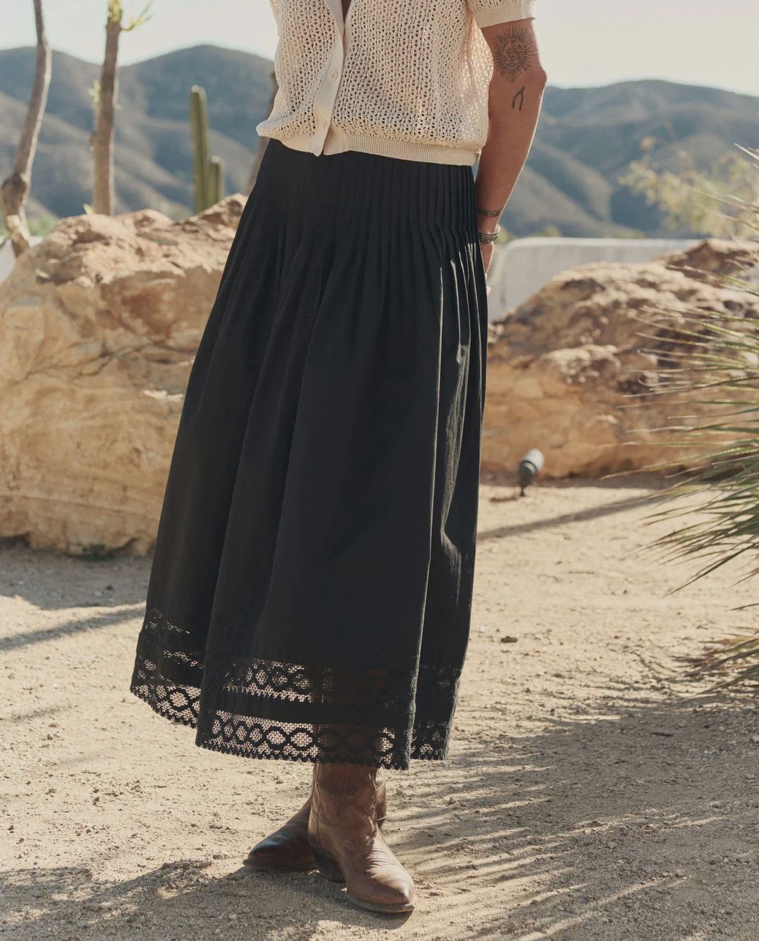 THE STRUCTURED VICTORIAN SKIRT