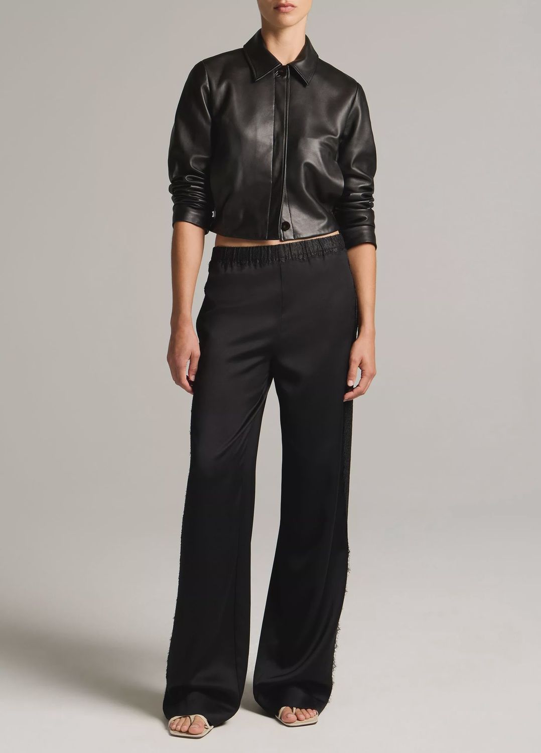 MID RISE LACE TRIM PULL ON PANT