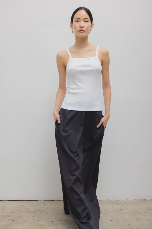 NANDO SQUARE NECK TANK