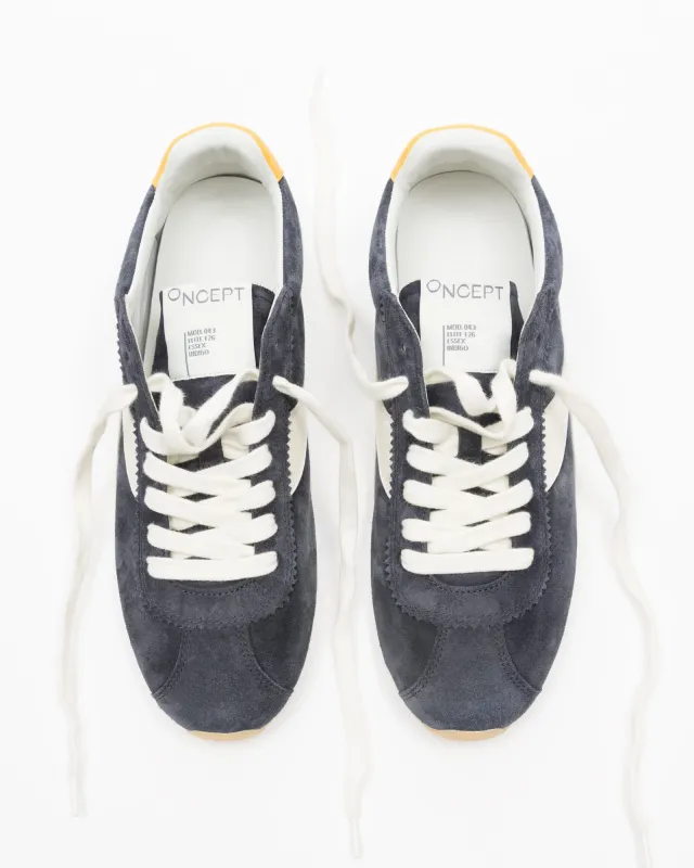 ESSEX COURT SNEAKER