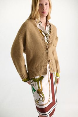 URBAN FAVORITE CARDIGAN