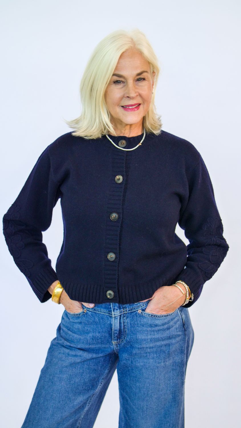 EMBROIDERED CREW-NECK CARDIGAN
