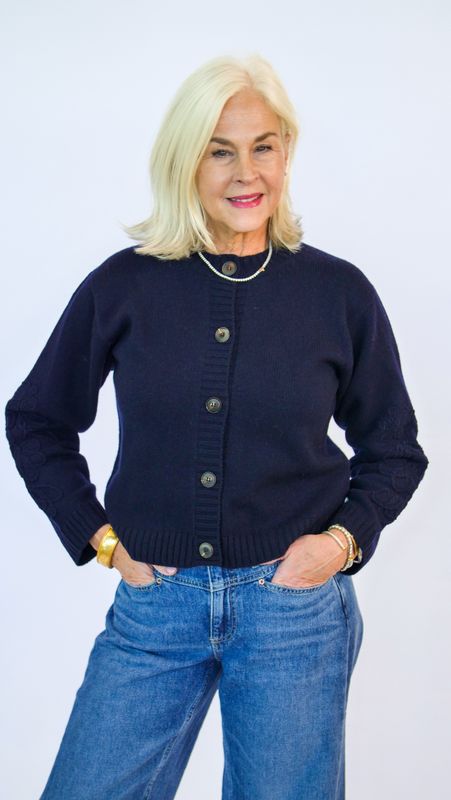 EMBROIDERED CREW-NECK CARDIGAN