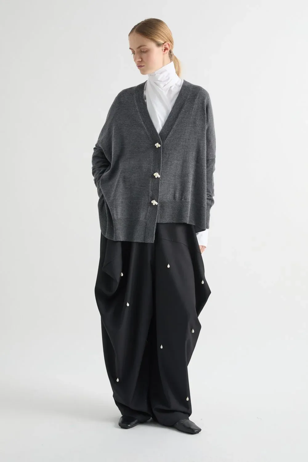 CARDIGAN OVER SIZE WITH PEARL BUTTONS