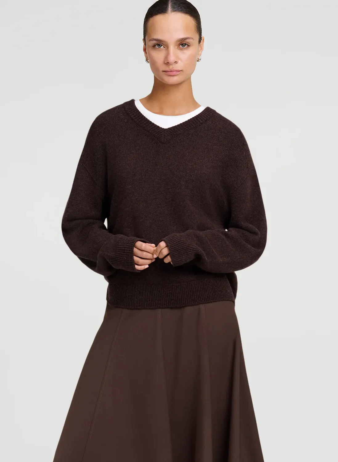 CALVEN CASHMERE V-NECK SWEATER