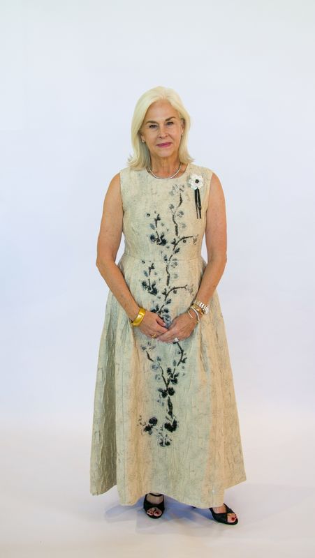 SLEEVELESS FLORAL DRESS W OPTIONAL BROOCH
