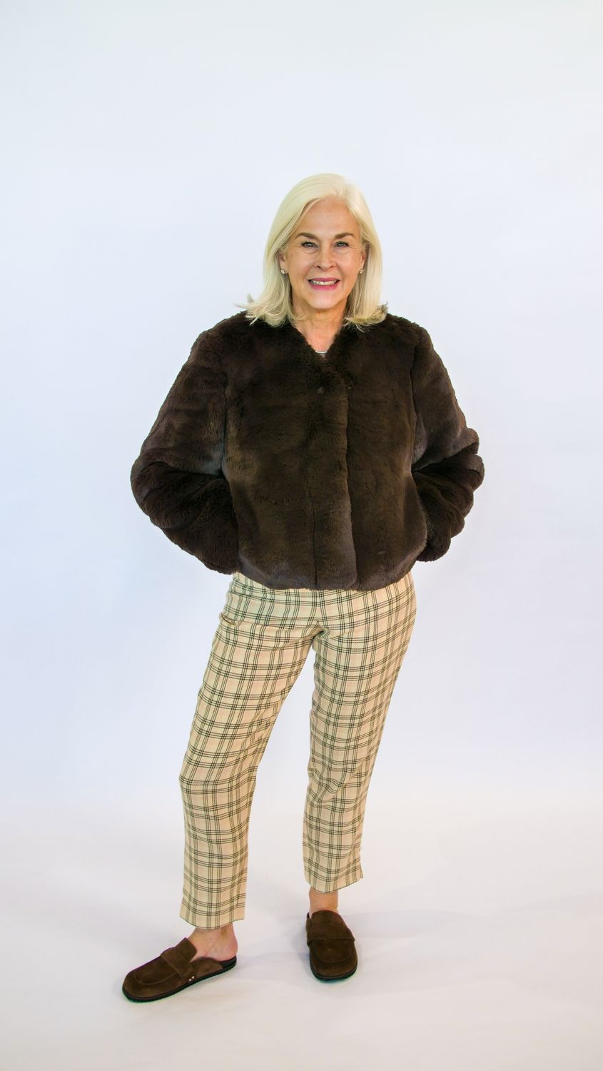 V-NECK JACKET IN FAUX FUR