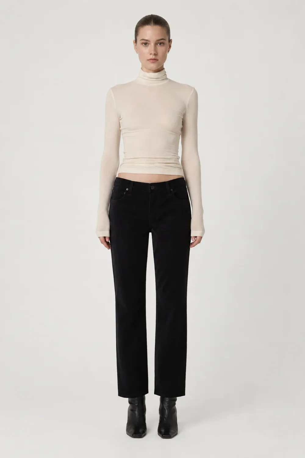 ANISSA STRAIGHT STRETCH VELVET JEAN