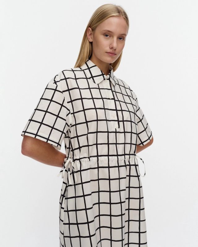 KATKELMA ISO RUUTU DRESS