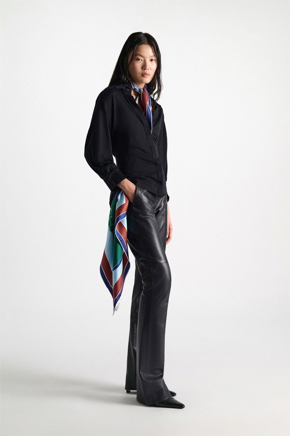 COSMIC FUNGHI SCARF- TS (657301)