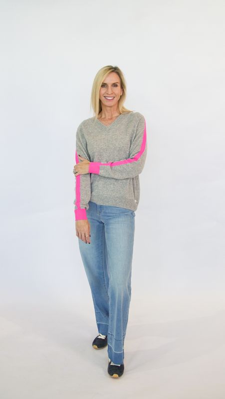 ALPENGLOW CONTRAST V NECK CASHMERE SWEATER