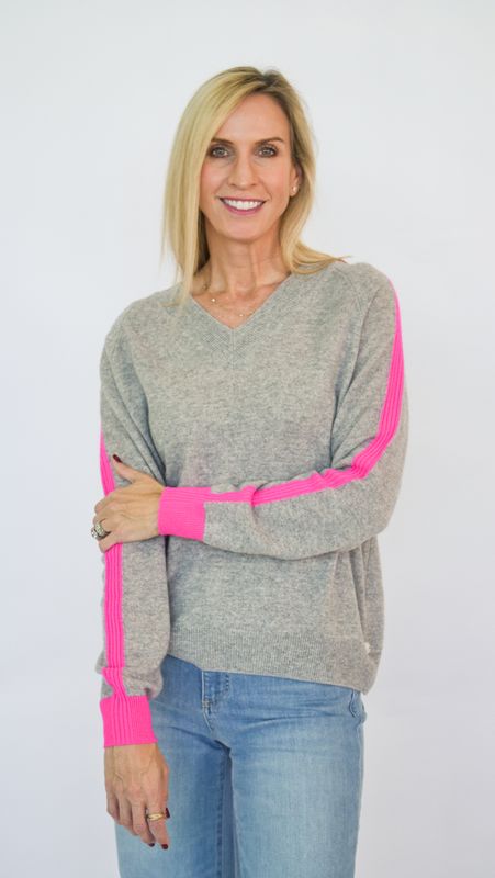 ALPENGLOW CONTRAST V NECK CASHMERE SWEATER